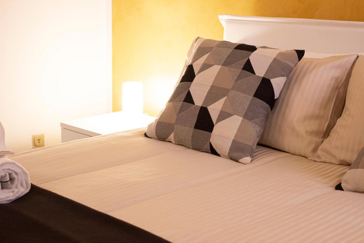 Relais All'aquila Apartment *